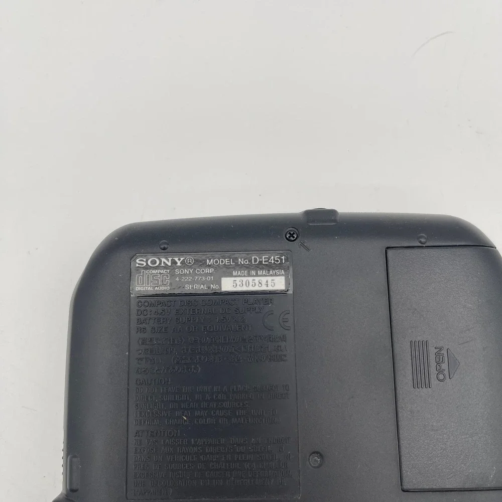 Sony Discman ESP2 D-E451 Portable CD Player Silver SteadySound Groove Vintage‎